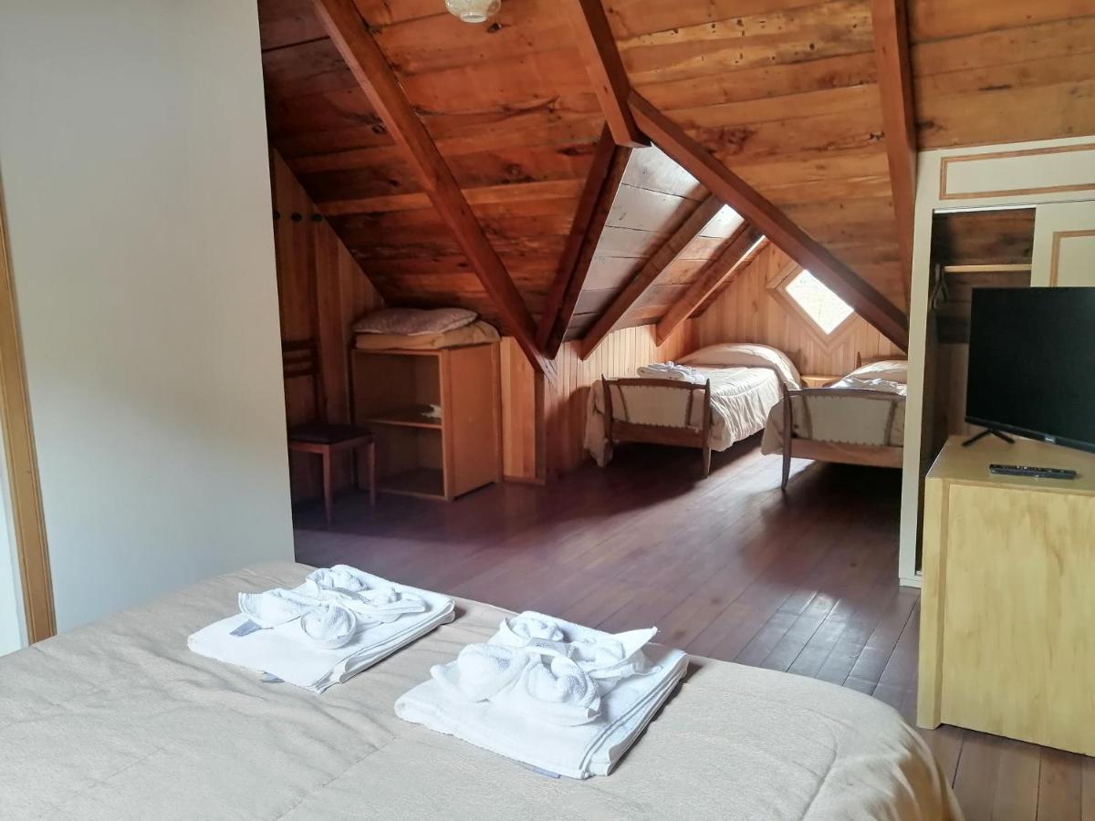 Wesley House Hosteria Boutique San Martín de los Andes المظهر الخارجي الصورة