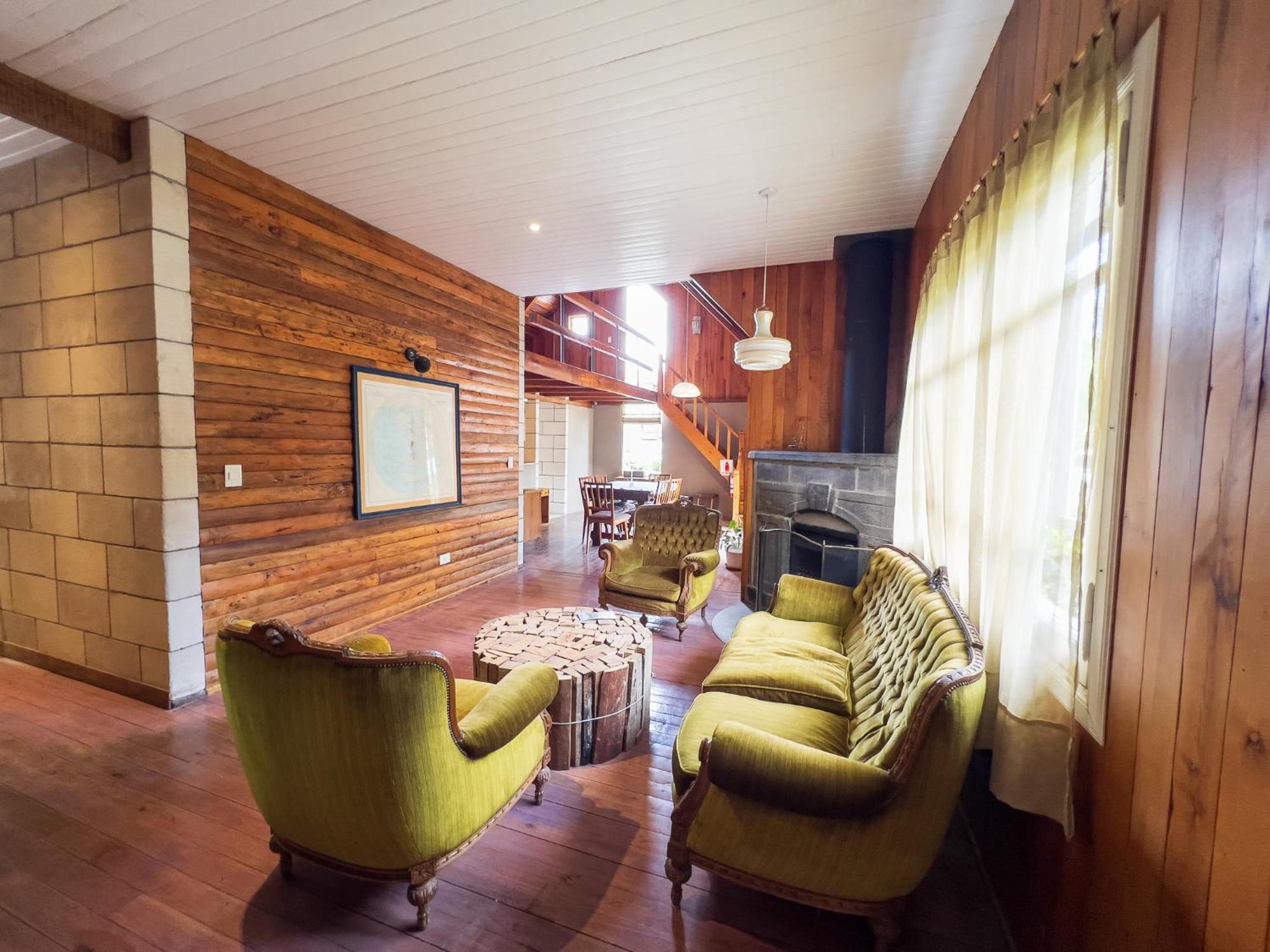 Wesley House Hosteria Boutique San Martín de los Andes المظهر الخارجي الصورة