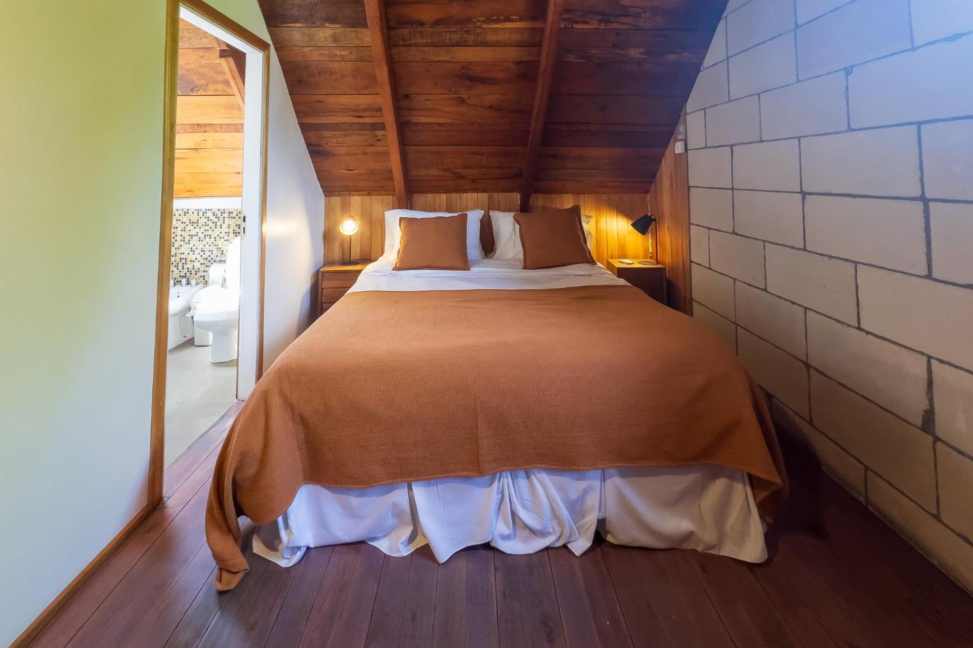 Wesley House Hosteria Boutique San Martín de los Andes المظهر الخارجي الصورة