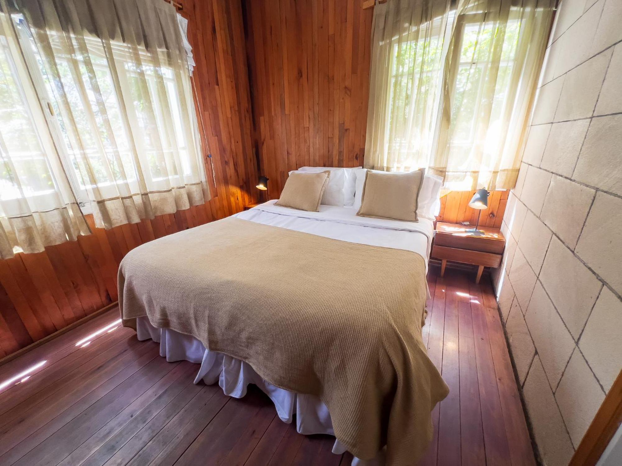 Wesley House Hosteria Boutique San Martín de los Andes المظهر الخارجي الصورة
